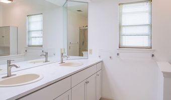 2 Morning Glory Ln, Whiting, NJ 08759