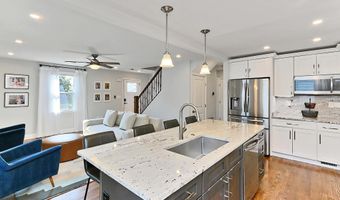 5029 22ND St S, Arlington, VA 22206