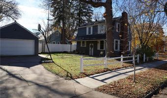 703 Maple St, Alexandria, MN 56308