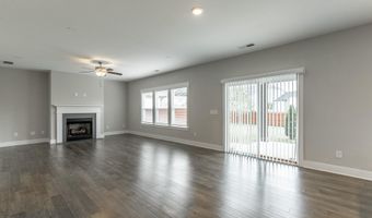 10829 Prairie Lake Dr, Apison, TN 37302
