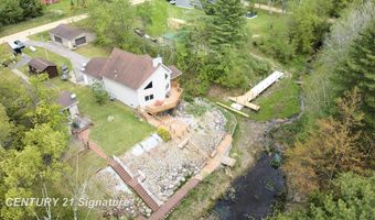 1724 Middle Point Dr, Alger, MI 48610