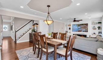 34 Marlin Ct, Bayville, NJ 08721
