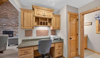 14 VICKIE Way, Basye, VA 22810