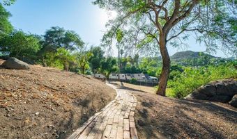 1015 Vereda Callada, Escondido, CA 92029