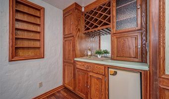 3208 California Ave, Chickasha, OK 73018