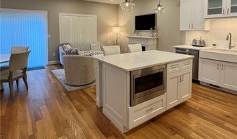 25 Franklin Rd 1, East Greenwich, RI 02818