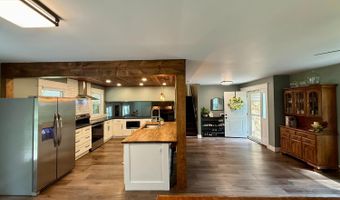 61 Westbrook Dr, Batesville, IN 47006