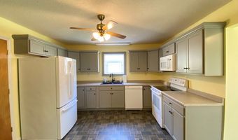 427 Muscadine Trl, Baskerville, VA 23915