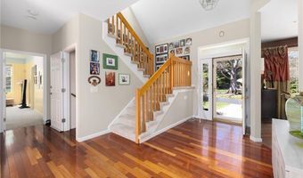 110 Osprey Dr, East Greenwich, RI 02818