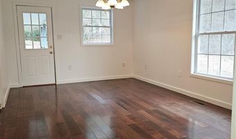 656 Water St, Bakersville, NC 28705