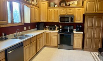 15651 Meranda Rd, Anna, OH 45302