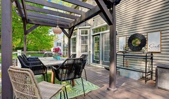 11 Haley Ridge Rd, Beacon Falls, CT 06403