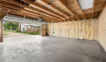 304 9th St SW, Austin, MN 55912