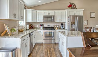 320 Valley Pointe Dr, Baxter, TN 38544