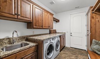 9267 7R Bar Rd, Angels Camp, CA 95222