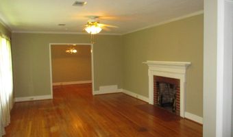 307 Patton Dr, Americus, GA 31719