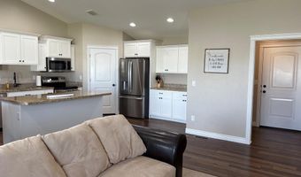 796 S Von Elm Dr, Blackfoot, ID 83221
