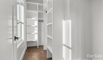 18 Winterhawk Dr, Arden, NC 28704