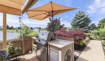 7386 Lake Lakota Pl, Indianapolis, IN 46217