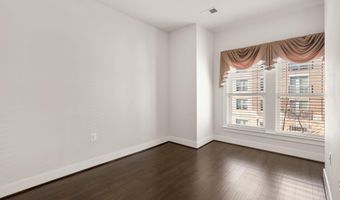 2505 MAIN LINE Blvd, Alexandria, VA 22301