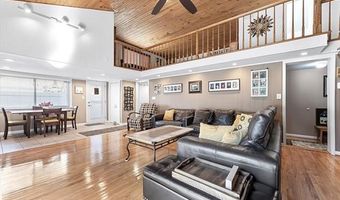 14903 Harrison Ave, Allen Park, MI 48101
