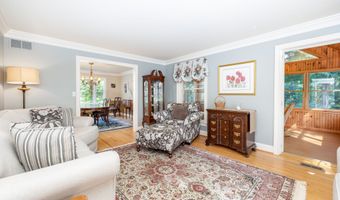 56 Larkspur Ln, Bristol, CT 06010