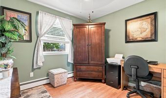 121 COLUMBIA Ave, Coventry, RI 02816