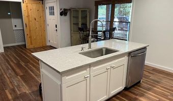 1600 Dogwood Dr, Bainbridge, GA 39819