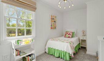 58 Knollwood Ln, Darien, CT 06820