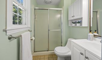 258 Argyle Rd, Cheshire, CT 06410