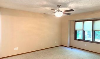 25 Elizabeth Dr, Bella Vista, AR 72715