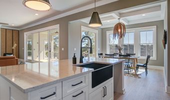 7527 Ladys Secret Ln, Awendaw, SC 29429