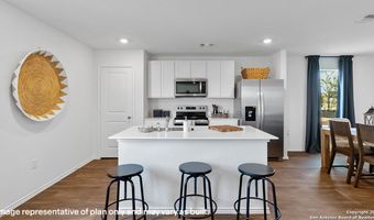 1440 Sequoia Park, Adkins, TX 78109