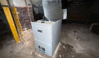 2520 W CHESTNUT Ave, Altoona, PA 16601