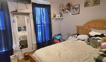 404 Worth St, Ackley, IA 50601