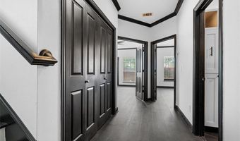 4160 Towne Green Cir, Addison, TX 75001