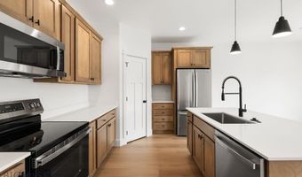 100 Bow Perch Ln B, Bozeman, MT 59718