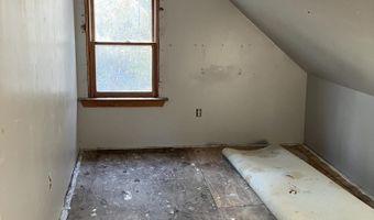 307 Main St, Baileyville, ME 04694