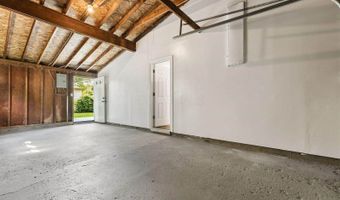 3805 Gilroy Rd, Columbus, OH 43227