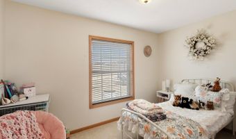 57 INDIANWOOD Trl, Boulder, WY 82923