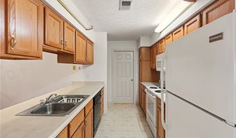 908 King Ridge Dr, Ashland, OH 44805