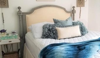 97 Narragansett Ave C3, Newport, RI 02840