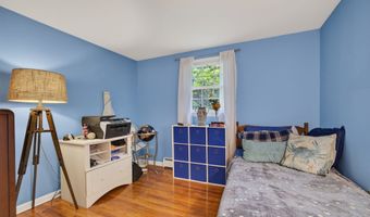 40 Cedar Rd, Clinton, CT 06413