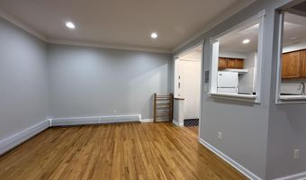 1253 Island Dr 102, Ann Arbor, MI 48105