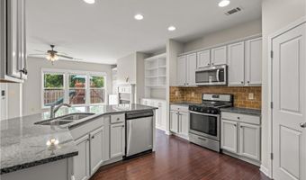 4940 Breezewood Cir, Alpharetta, GA 30004