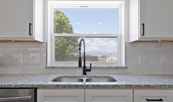 14 A N Camino Seco, Arroyo Seco, NM 87532