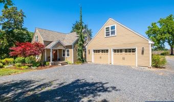 11255 Kroenig Rd, Amity, OR 97101