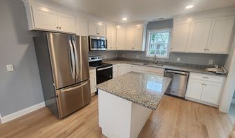 117 North St 2, Danbury, CT 06811
