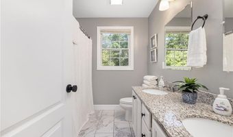 3 Victory Falls Rd, Coventry, RI 02827