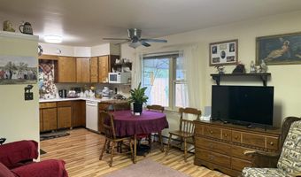 29 N Desmet Ave, Buffalo, WY 82834